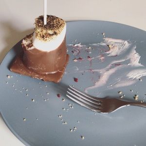 Meet your Posher, Simone